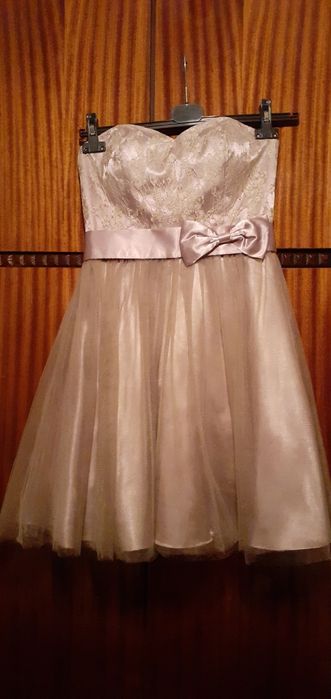 Официална рокля номер 40