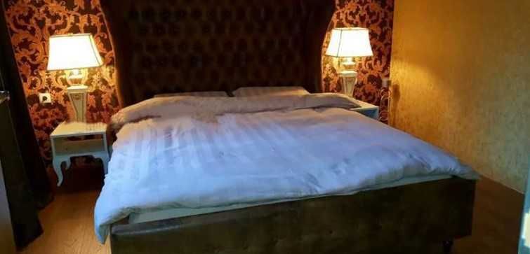 Дава се под наем Тристаен апартамент в София, Център - 80 кв.м за 1250 € - Снимка #5