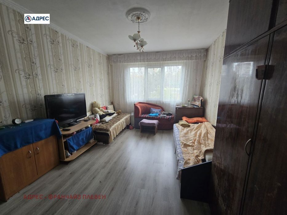 Дава се под наем Едностаен апартамент в Плевен, Дружба 1 - 50 кв.м за 179 € - Снимка #2