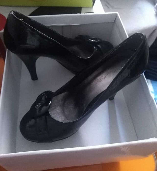 Pantofi de ocazie pentru femei