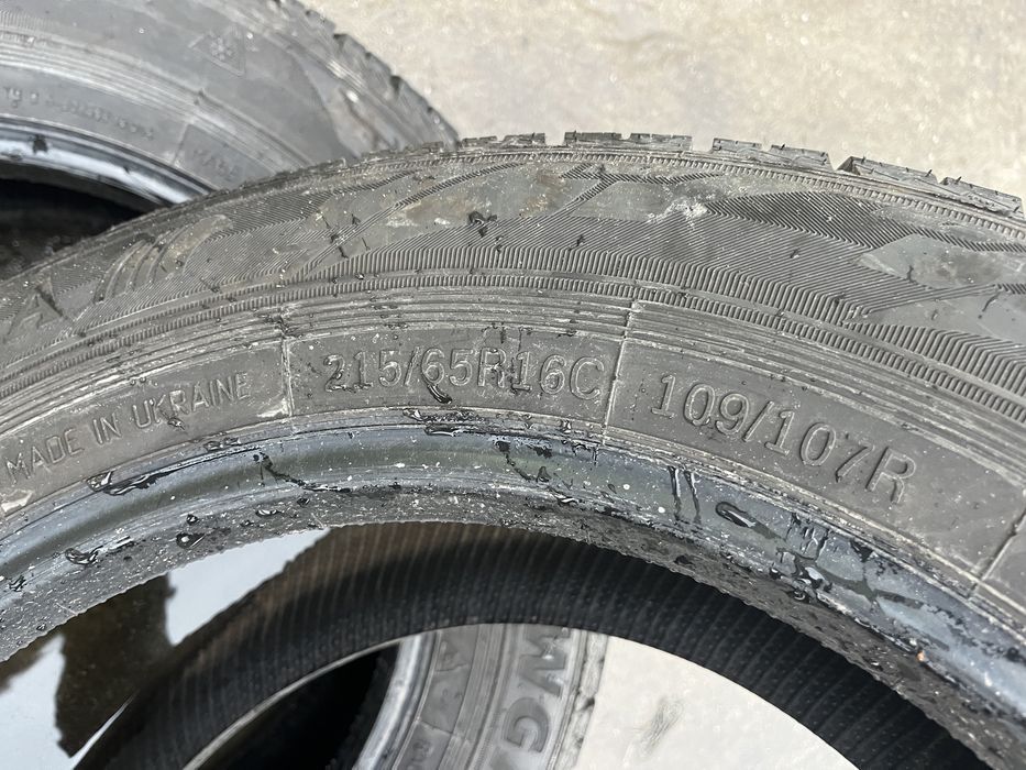 Гуми 215 65 16 C Rosava