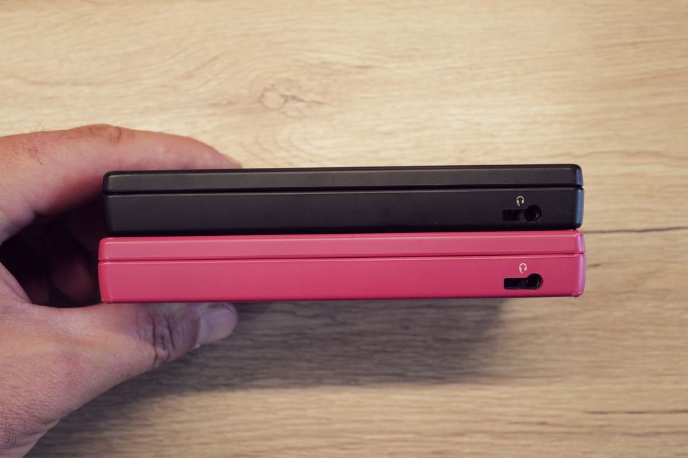 Consola Nintendo DS i Black portabila stare perfecta estetica