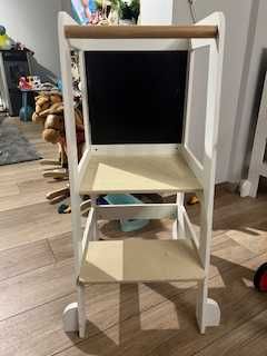 Монтесори кула стълба