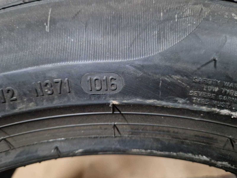 2 Pirelli R18 245/50
нови летни гуми 
DOT1016