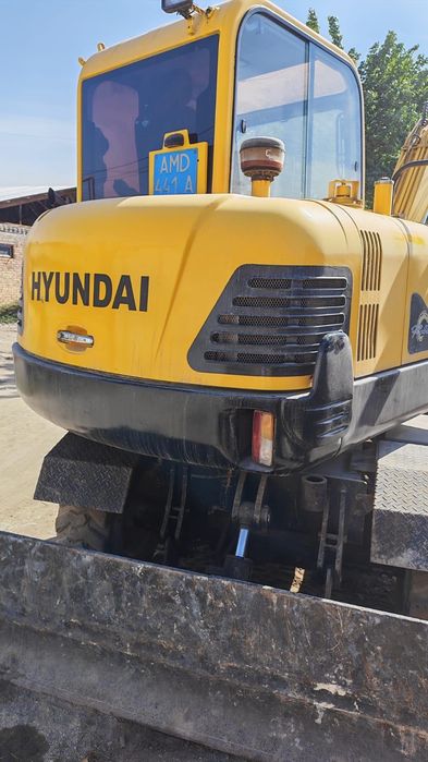 Экскаватор hyundai продам
