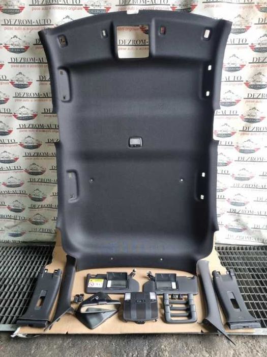 Plafon negru cu stalpi complet cu defect 0 KM Mitsubishi Eclipse Cross