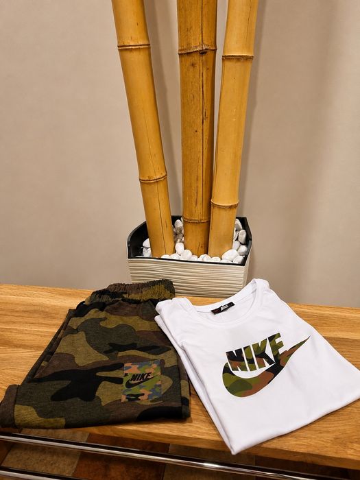 Детски комплект NIKE за момче - нов, 146 см