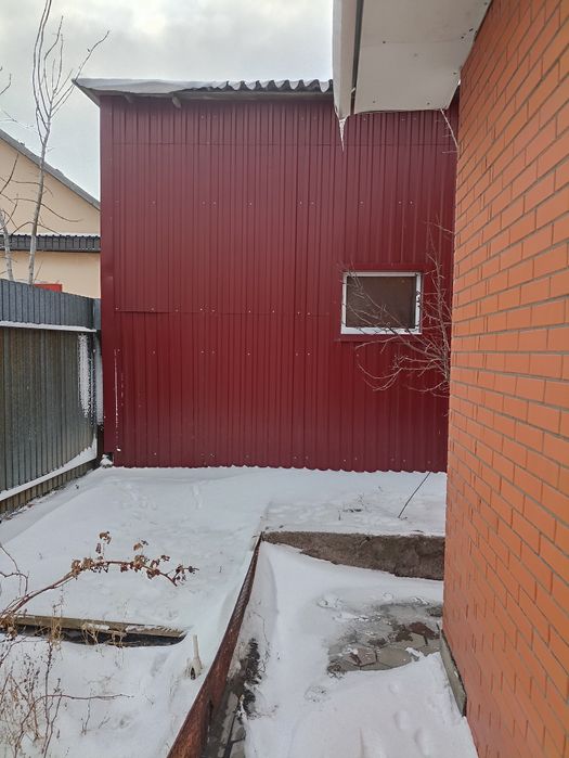 Продам дом на квартале абв