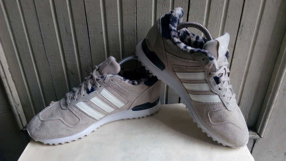 ''Adidas ZX 700 W''оригинални маратонки 39 номер