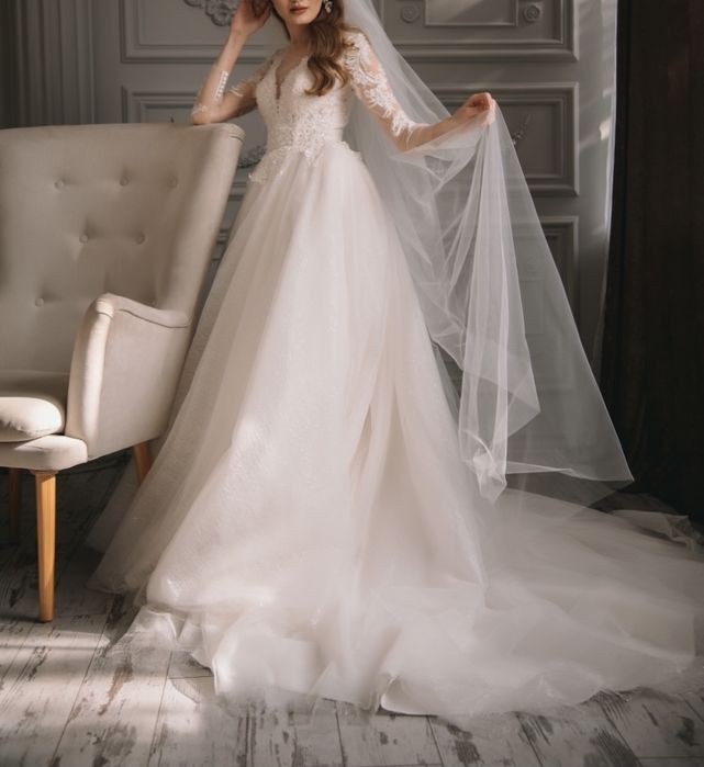 Свадебное платье