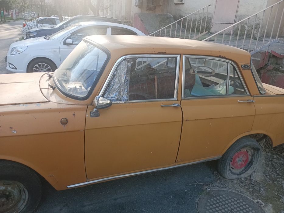 Продам москвич 408 на запчасти