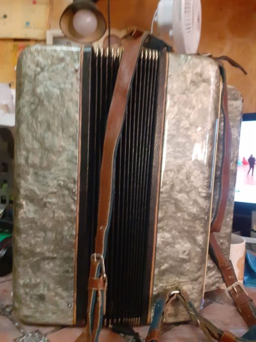 Баян Милодия отличном состоянии