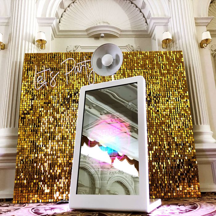 Pachet premium: Oglinda magica, 360 Video,Cabina foto/fum greu