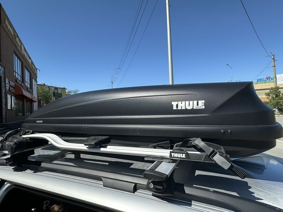 Thule оригинал с креплением для велосипеда