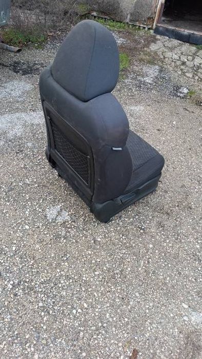 Дясна седалка за Субару Лекаси