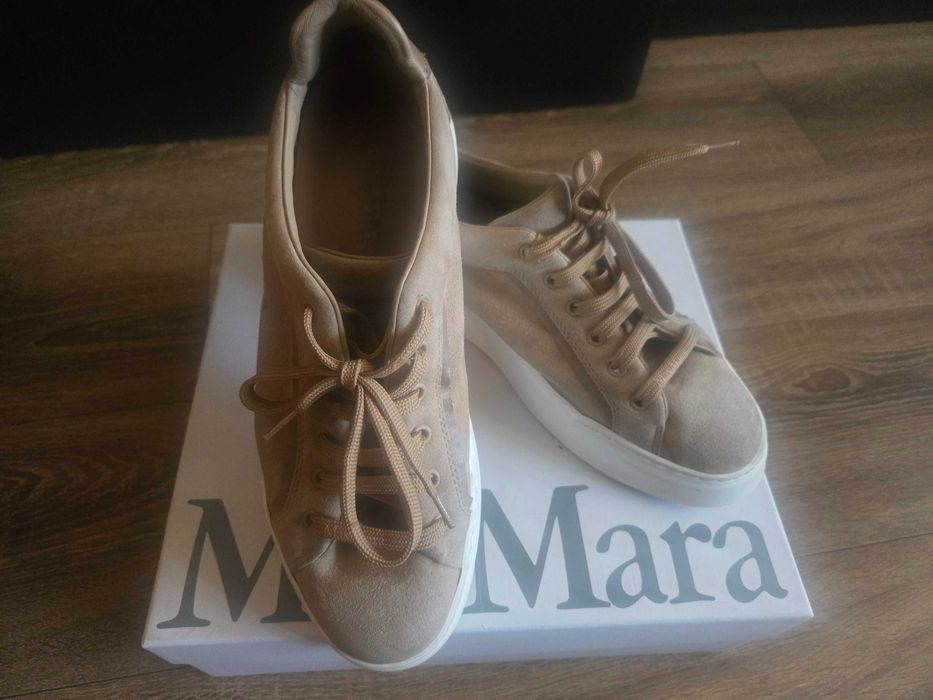 Велурени сникърси  MaxMara