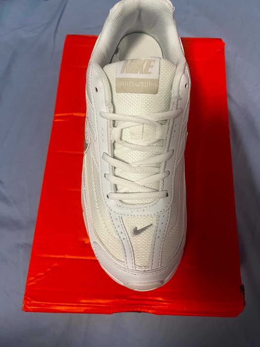 Дамски маратонки Nike