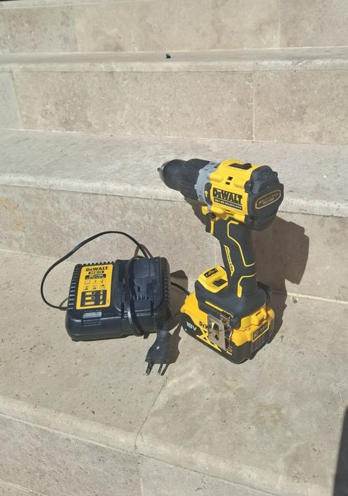 Autofiletantă DeWalt dcd 805