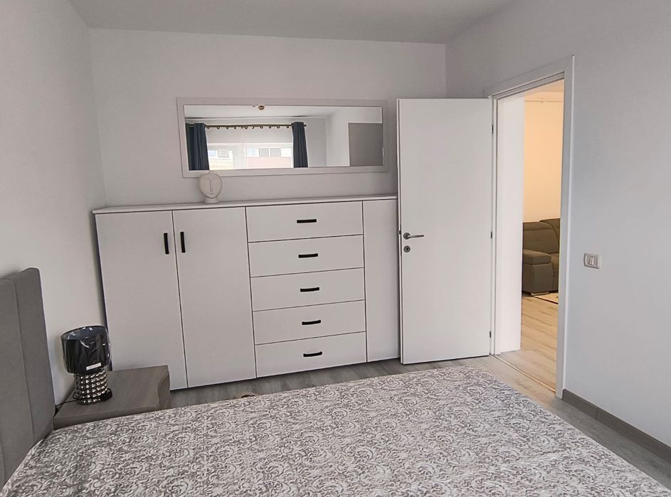 Închirez apartament Sânpetru Subcetate