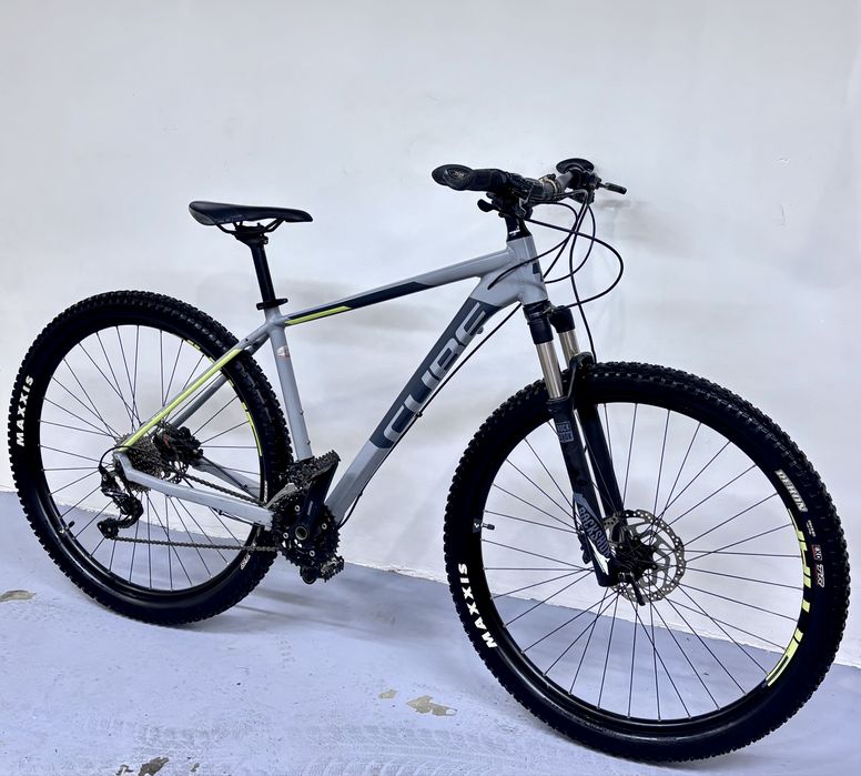 Bicicleta MTB CUBE ATTENTION SL Roti 29 Cadru L