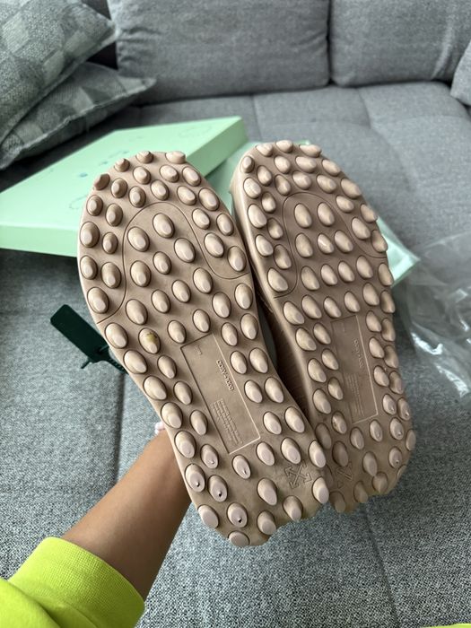 Маратонки OFF WHITE 40 номер