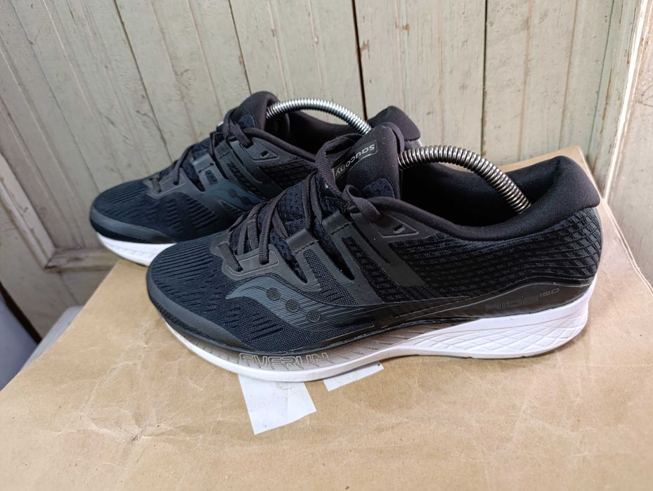 ''Saucony Ride Iso Ever Run''оригинални маратонки 45 номер