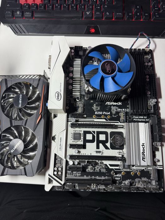 Комплект i7-7700 + gtx 1050ti