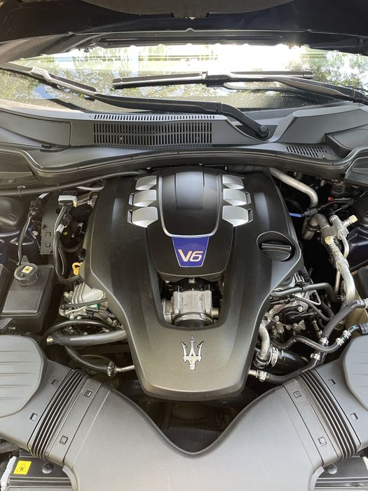 Maserati Quattroporte SQ4 - Schimb / Vand