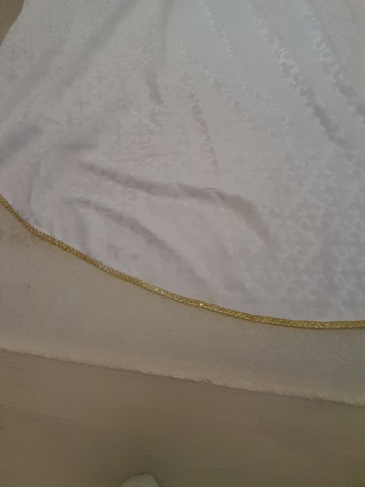 Скатерть для круглого стола