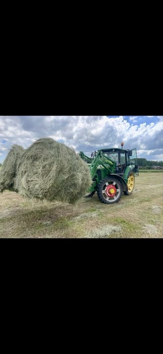 John Deere 6220 cu incarcator +cupa