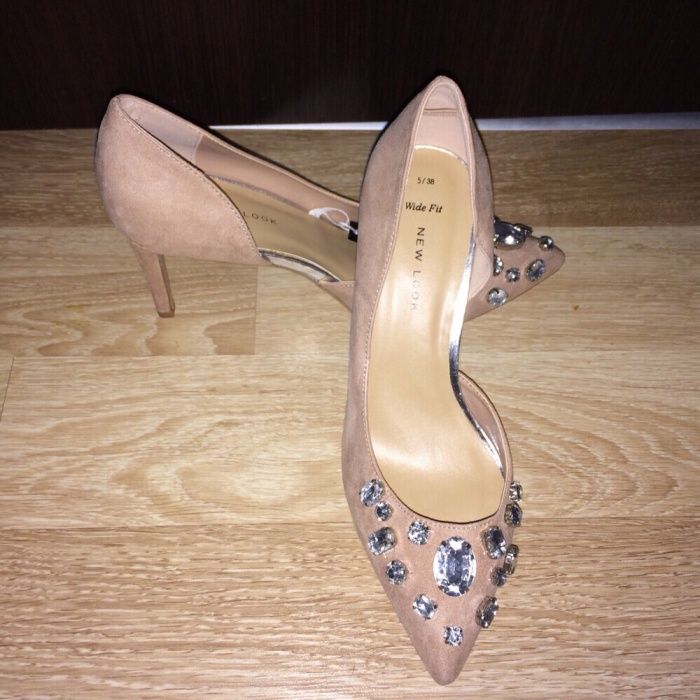 Нови обувки New Look