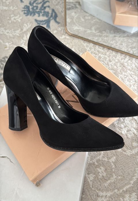 Туфли босоножки белые