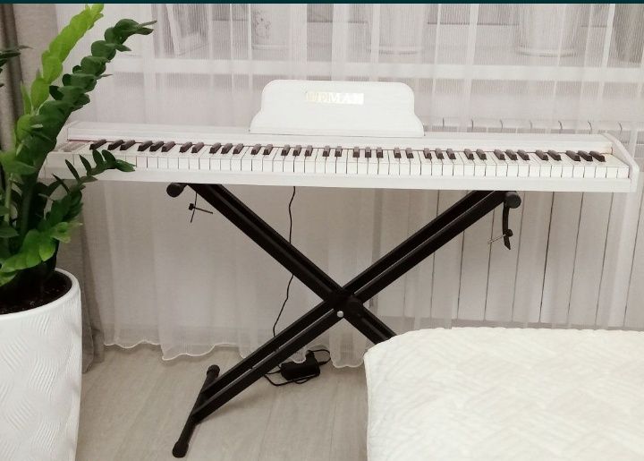 Продам цифровое пианино если сегодня за 65 тыс заберут то продам.