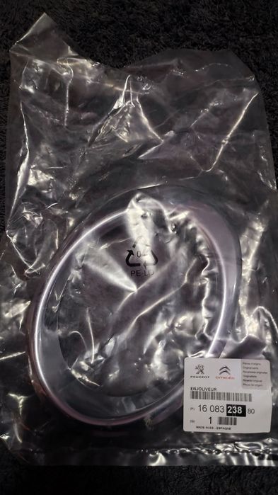 Лайсна - гривна за халоген Peugeot Partner Tepee