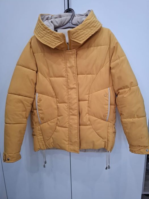 Продам куртку в отличном состоянии