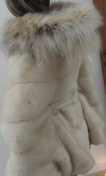 Палто от естествена кожа