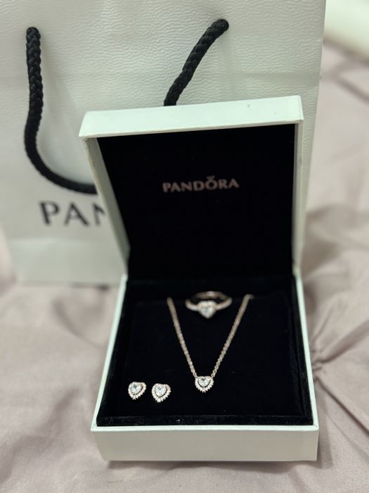 Set Pandora Placat cu aur roz si inimioara transparenta
