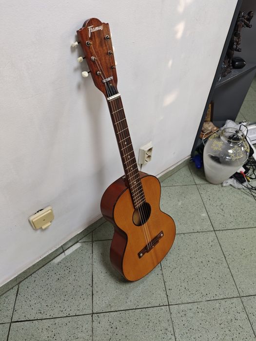 Акустична китара Framus/Германия/
