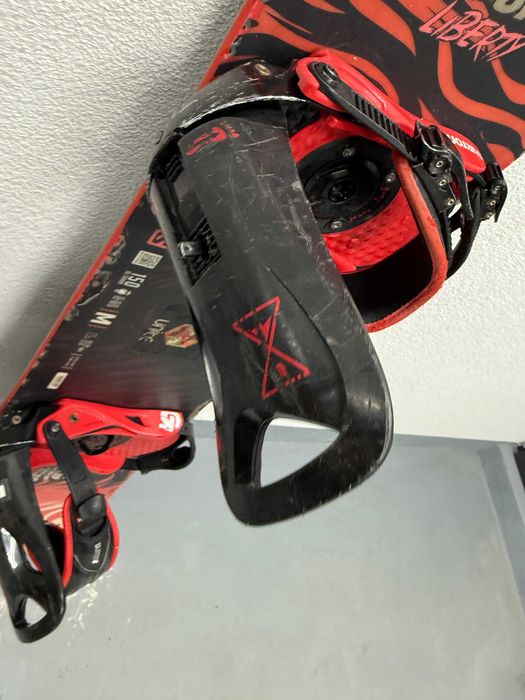 placa snowboard salomon liberty L150cm
