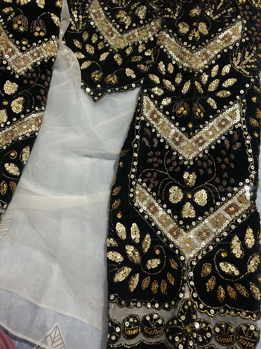 vand camasa traditionala