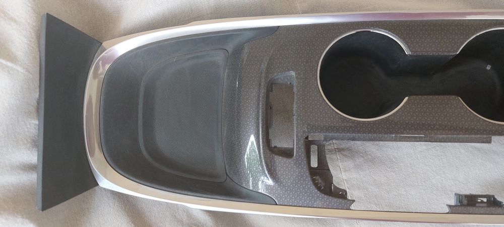 Продам верхную част от бара малибу 2 на фото видно.состояние отличное