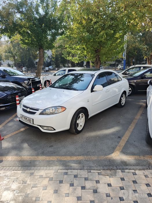 R15 sport diska sotiladi