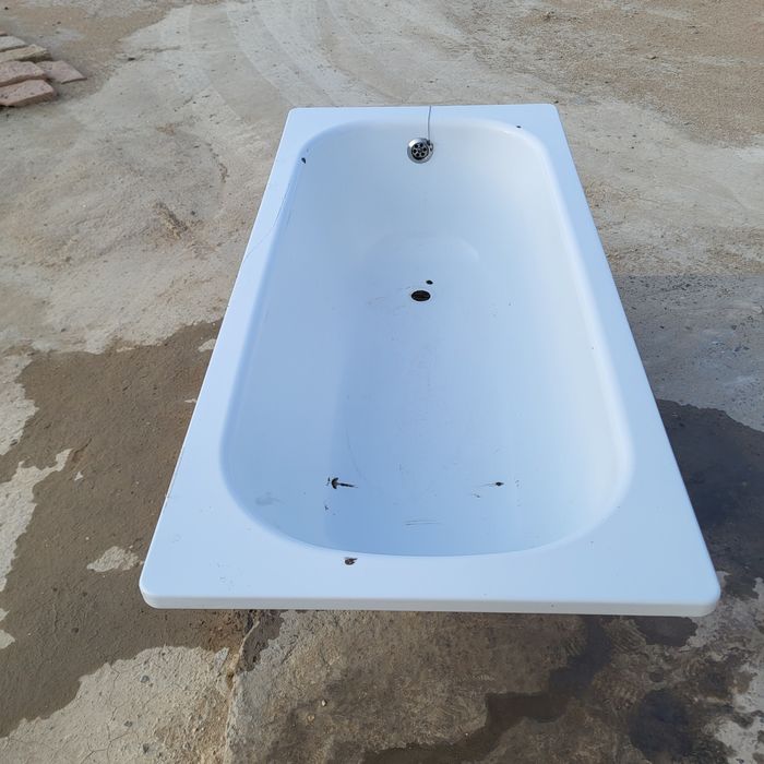 Ванна продаётся размер 150/70