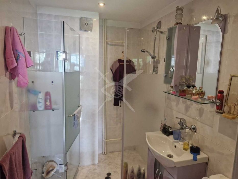 Дава се под наем Тристаен апартамент в София, Младост 1 - 80 кв.м за 1100 € - Снимка #11