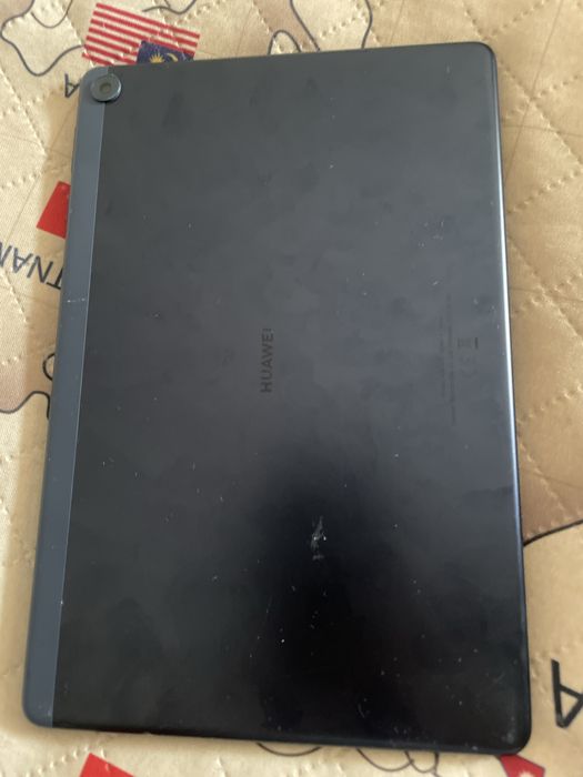 Планшет Huaweiii