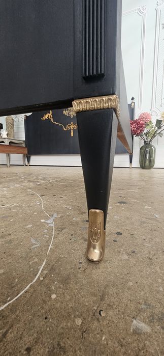 Vând pat reconditionat