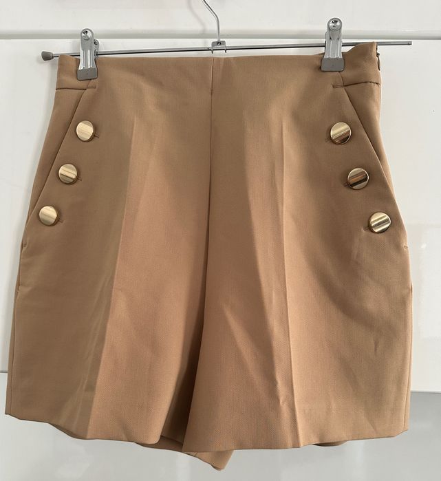 Къс панталон Зара