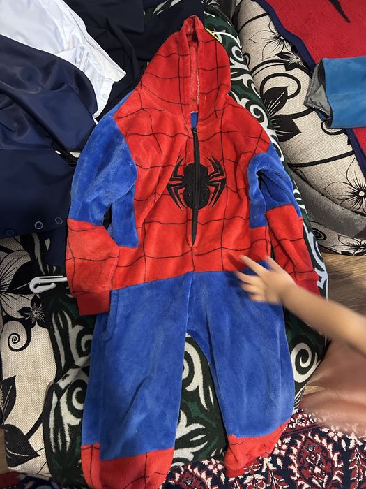 Отдам даром женскую куртку