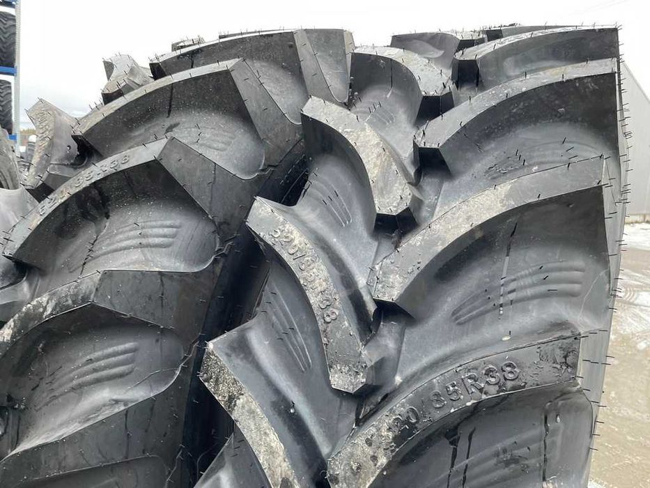 Anvelope noi 520/85R38 cauciucuri echivalent 20.8R38 radiale OZKA