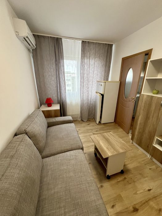 Vanzare Garsoniera Cocheta Berceni | 18 mp